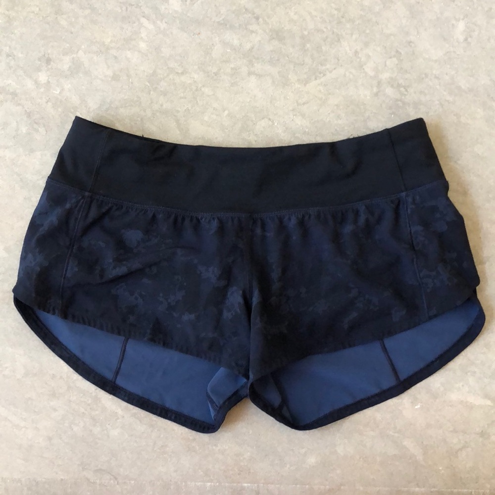 NWOT Lululemon Speed Up Shorts - Blue Camo Size- 4
